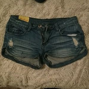 Machine ripped jean shorts sz 30